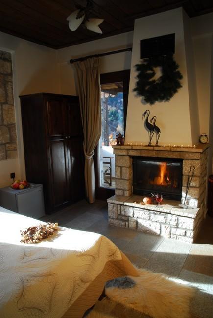 Guesthouse Petrino Pezoúla 部屋 写真